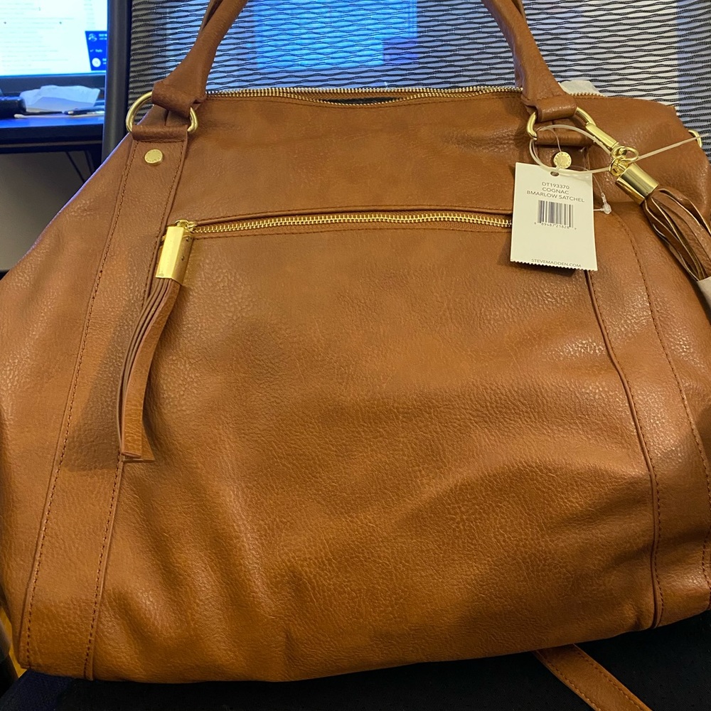 Steve Madden shoulder bag.